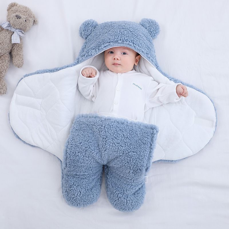 Autumn And Winter Thickened Anti-Shock Out Baby Quilt for 3 to 6 Months
